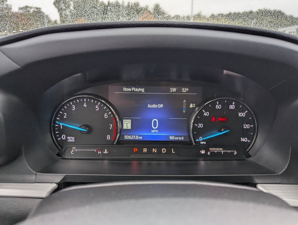 Used 2022 Ford Explorer XLT w/ Equipment Group 202A image 27