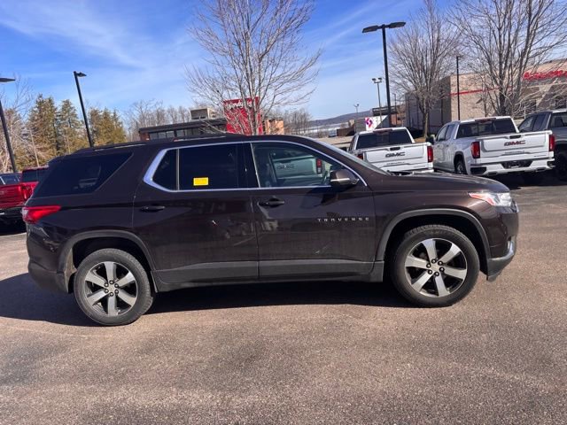 Used 2019 Chevrolet Traverse LT w/ LT Premium Package AWD/4WD image 5