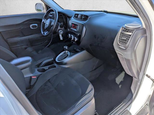Used 2016 Kia Soul image 19