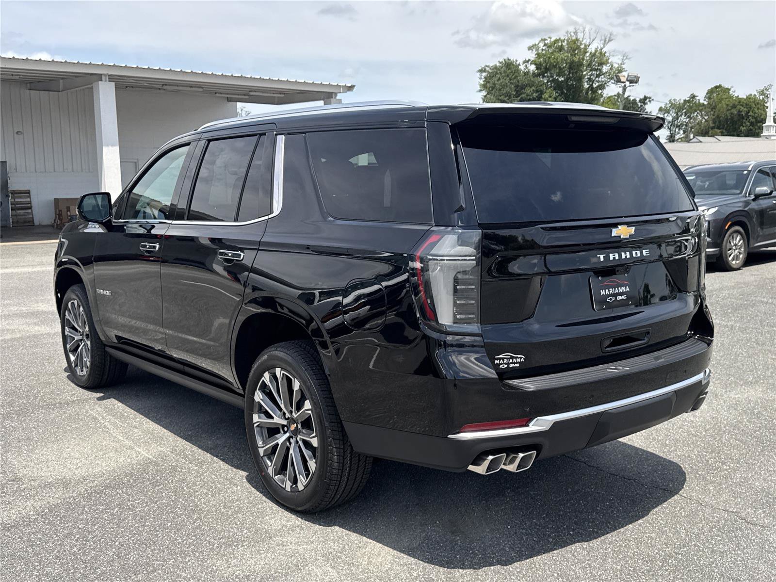 New 2026 Chevrolet Tahoe High Country AWD/4WD image 6