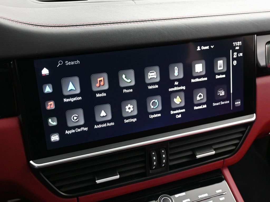 Certified 2023 Porsche Cayenne S Platinum image 21