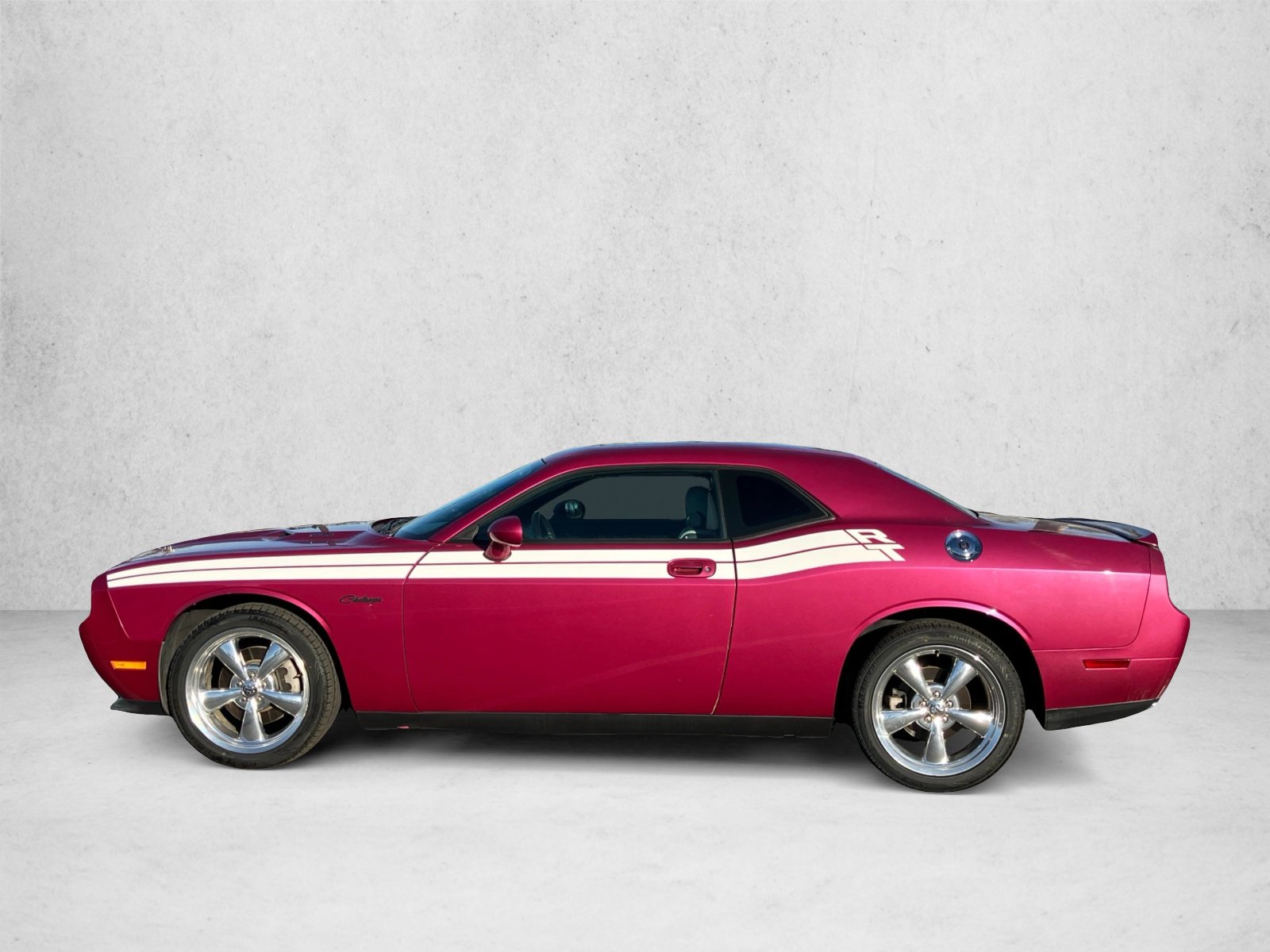 Used 2010 Dodge Challenger R/T RWD image 8