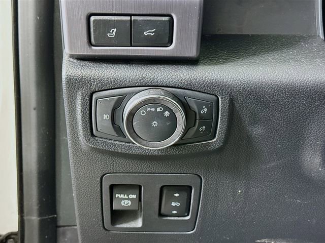 Used 2018 Ford Expedition Max Platinum AWD/4WD image 10