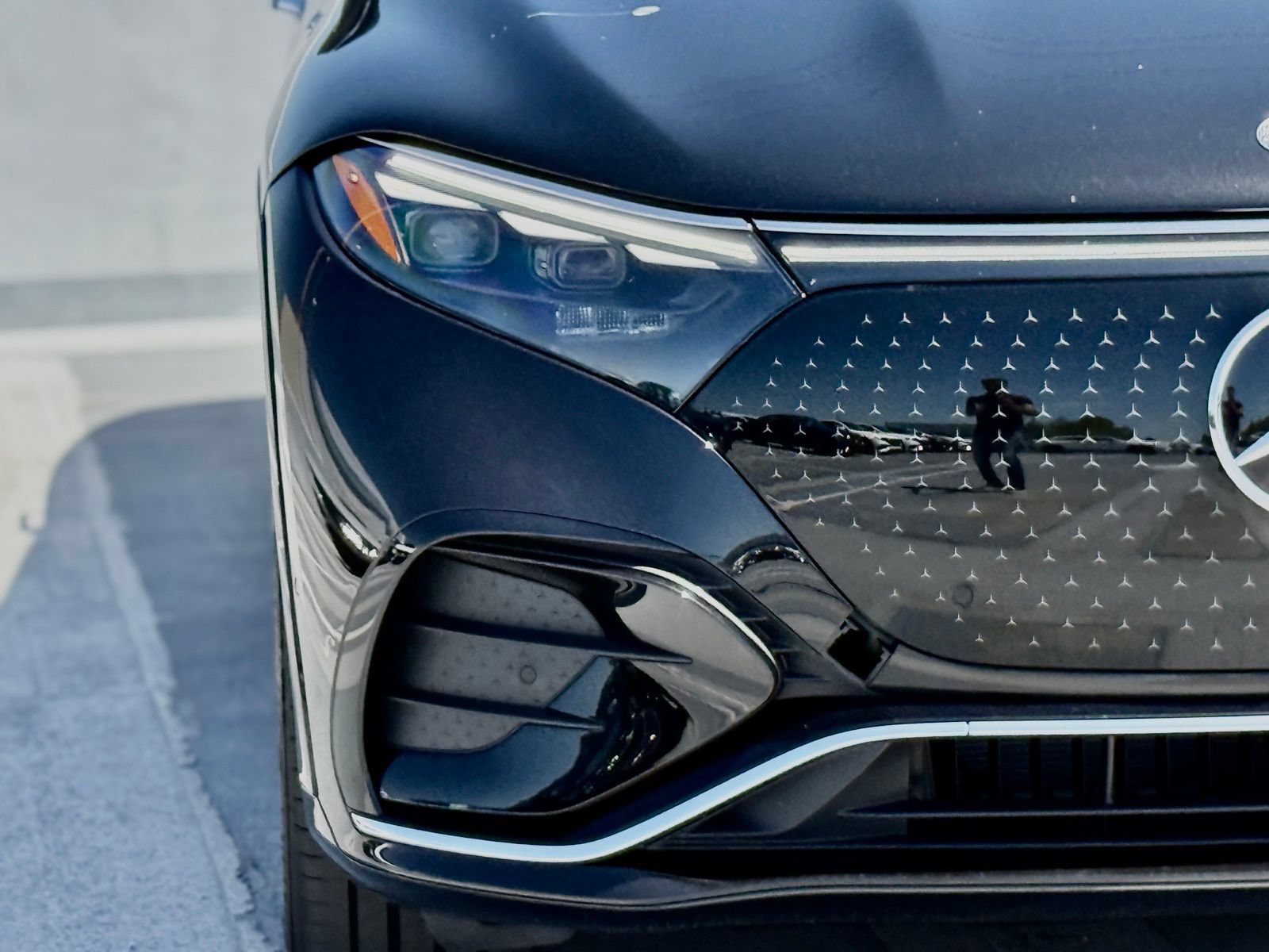New 2026 Mercedes-Benz EQS 550 4MATIC SUV image 7
