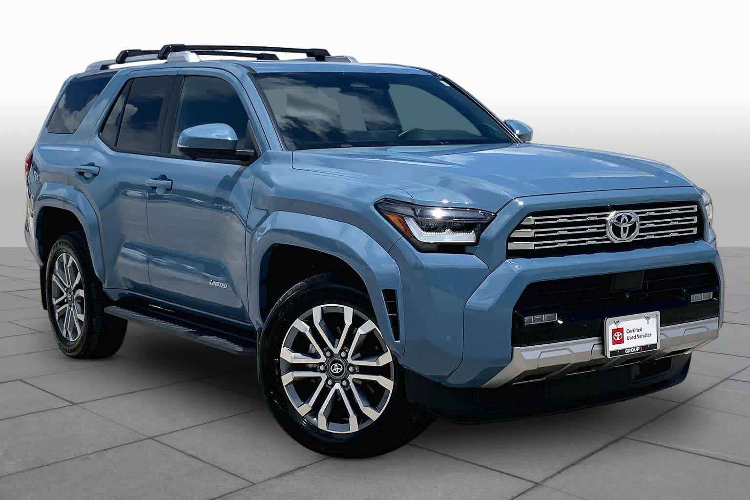 Used 2025 Toyota 4Runner Limited AWD/4WD image 3