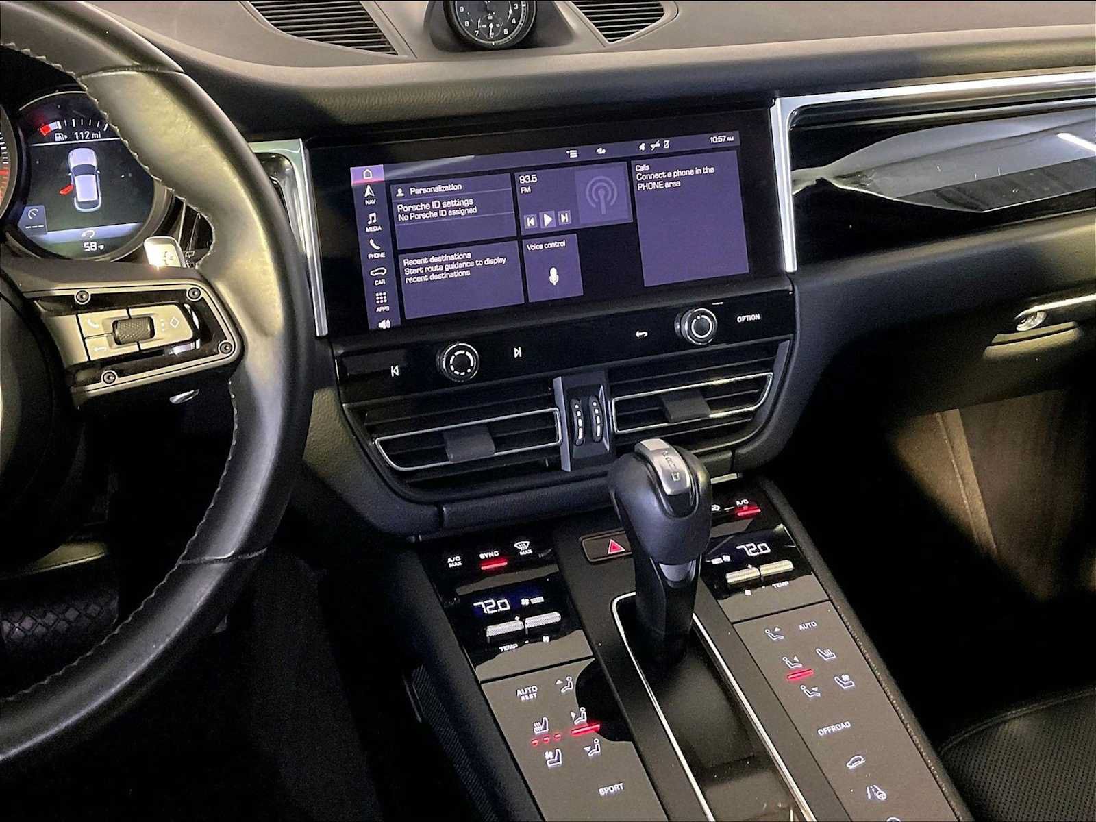 Certified 2024 Porsche Macan AWD/4WD image 16