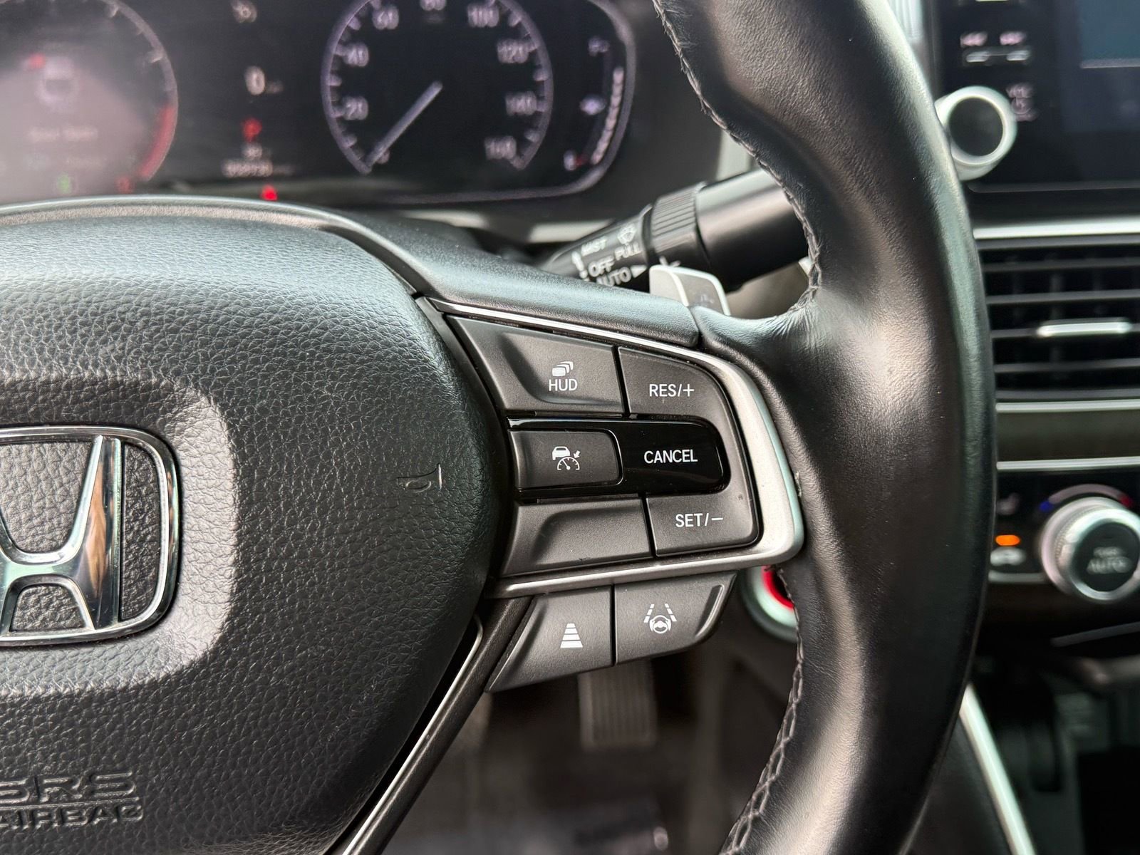 Used 2021 Honda Accord Touring image 19