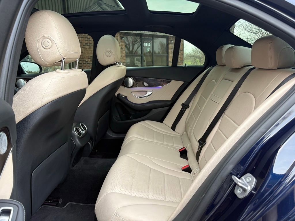 Used 2020 Mercedes-Benz C 300 4MATIC Sedan image 45