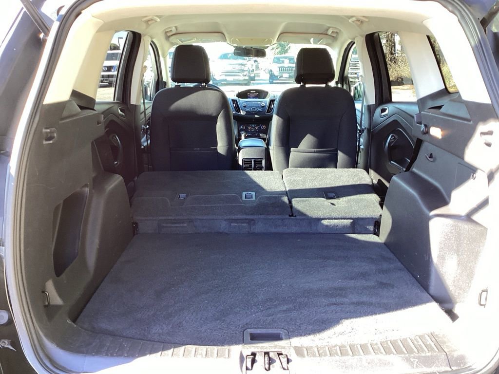Used 2017 Ford Escape SE image 11