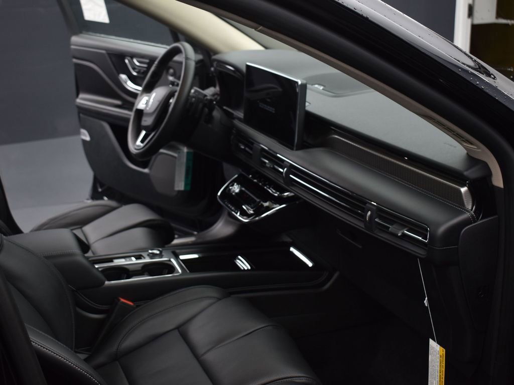 New 2026 Lincoln Corsair Grand Touring AWD/4WD image 16