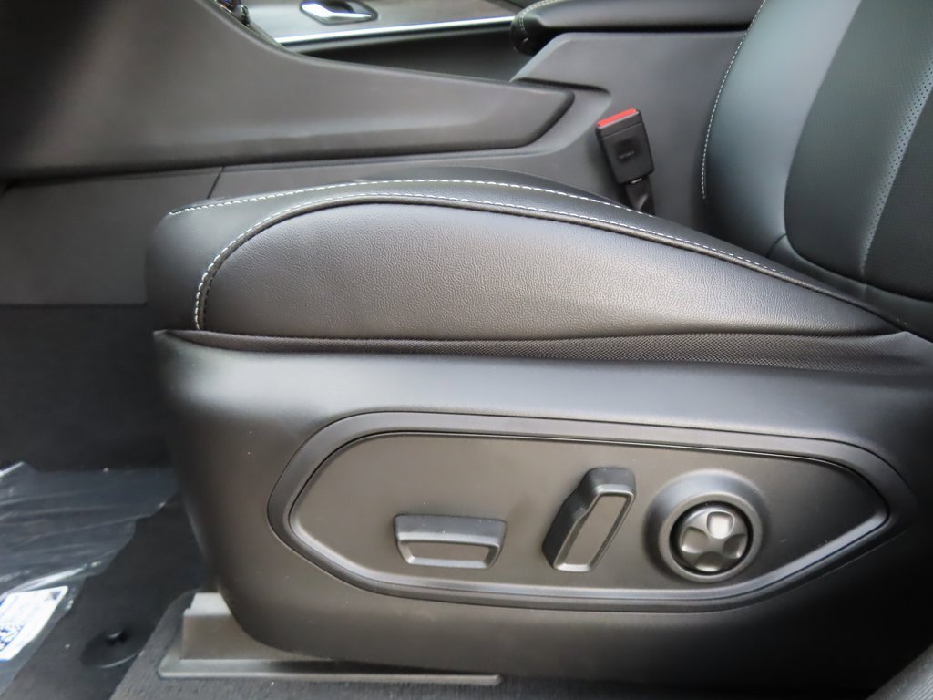 New 2025 Jeep Grand Cherokee Limited w/ Luxury Tech Group II image 10