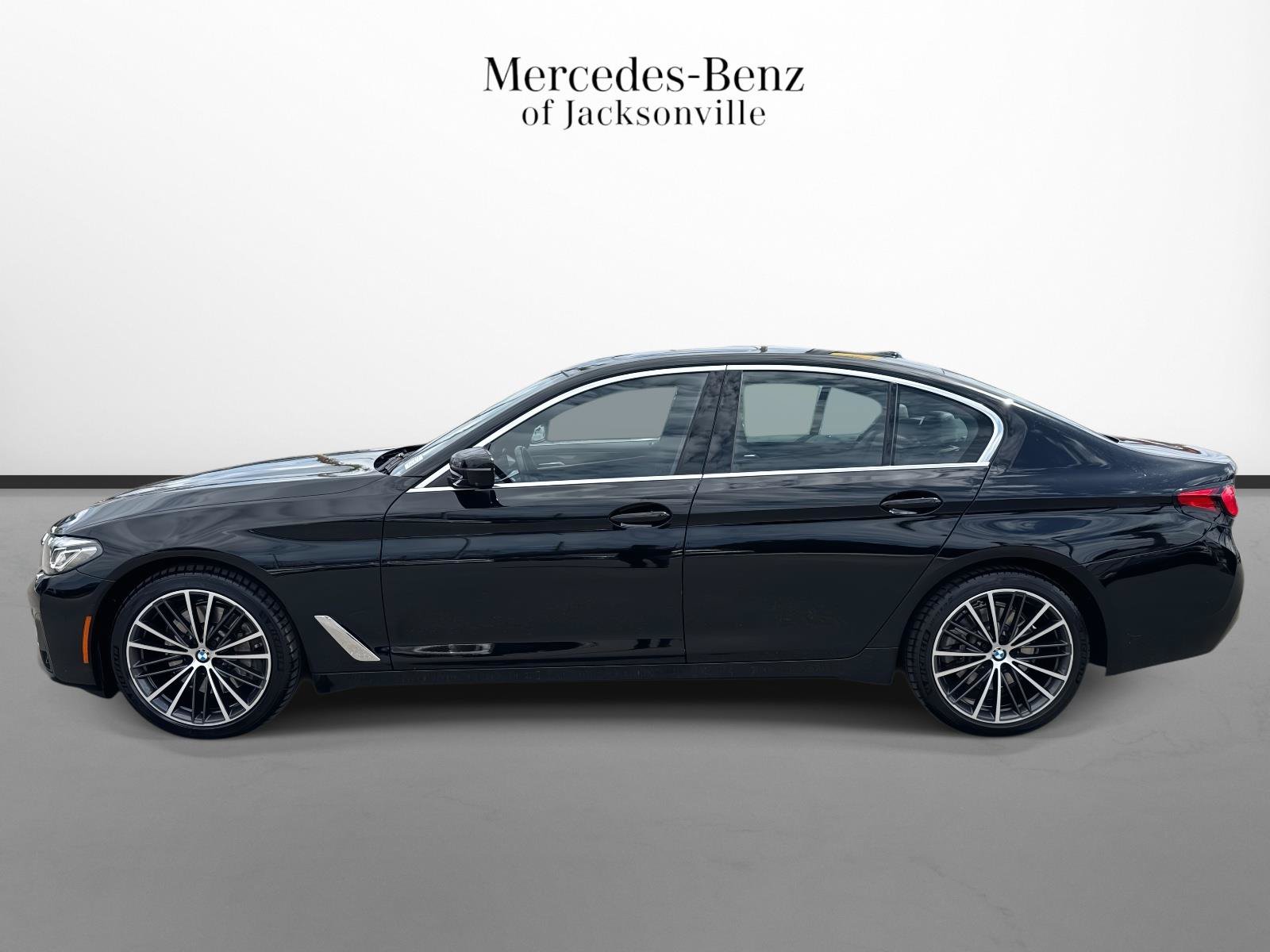 Used 2021 BMW 530i w/ Premium Package RWD image 6
