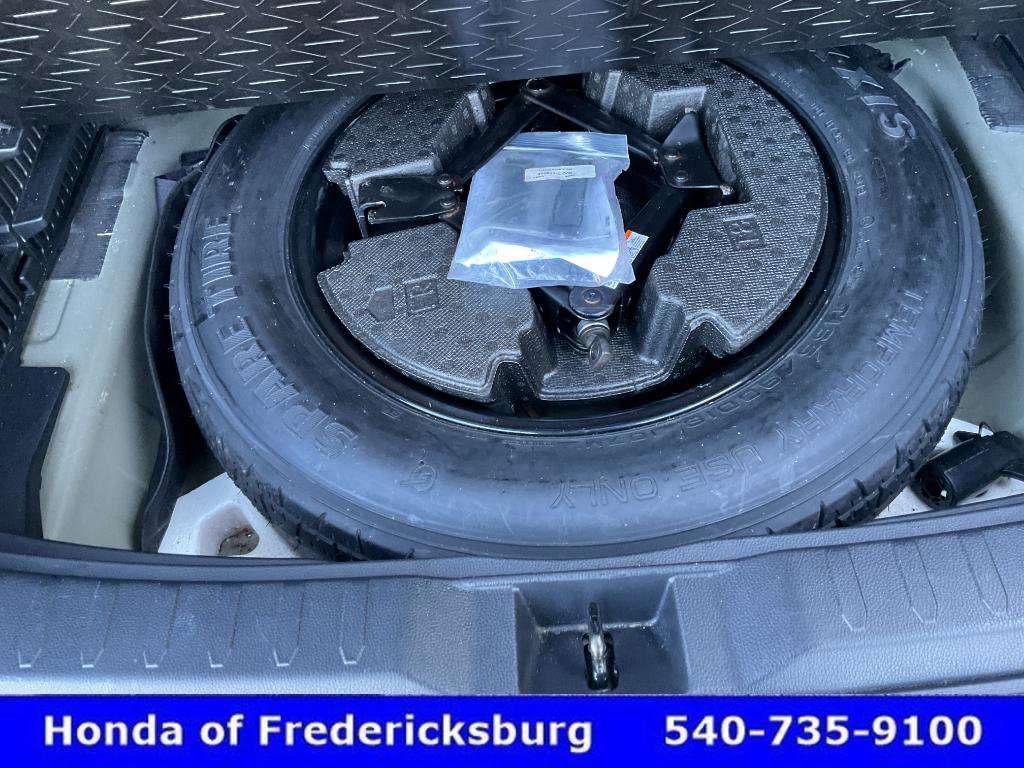 Used 2020 Toyota RAV4 Limited AWD/4WD image 24