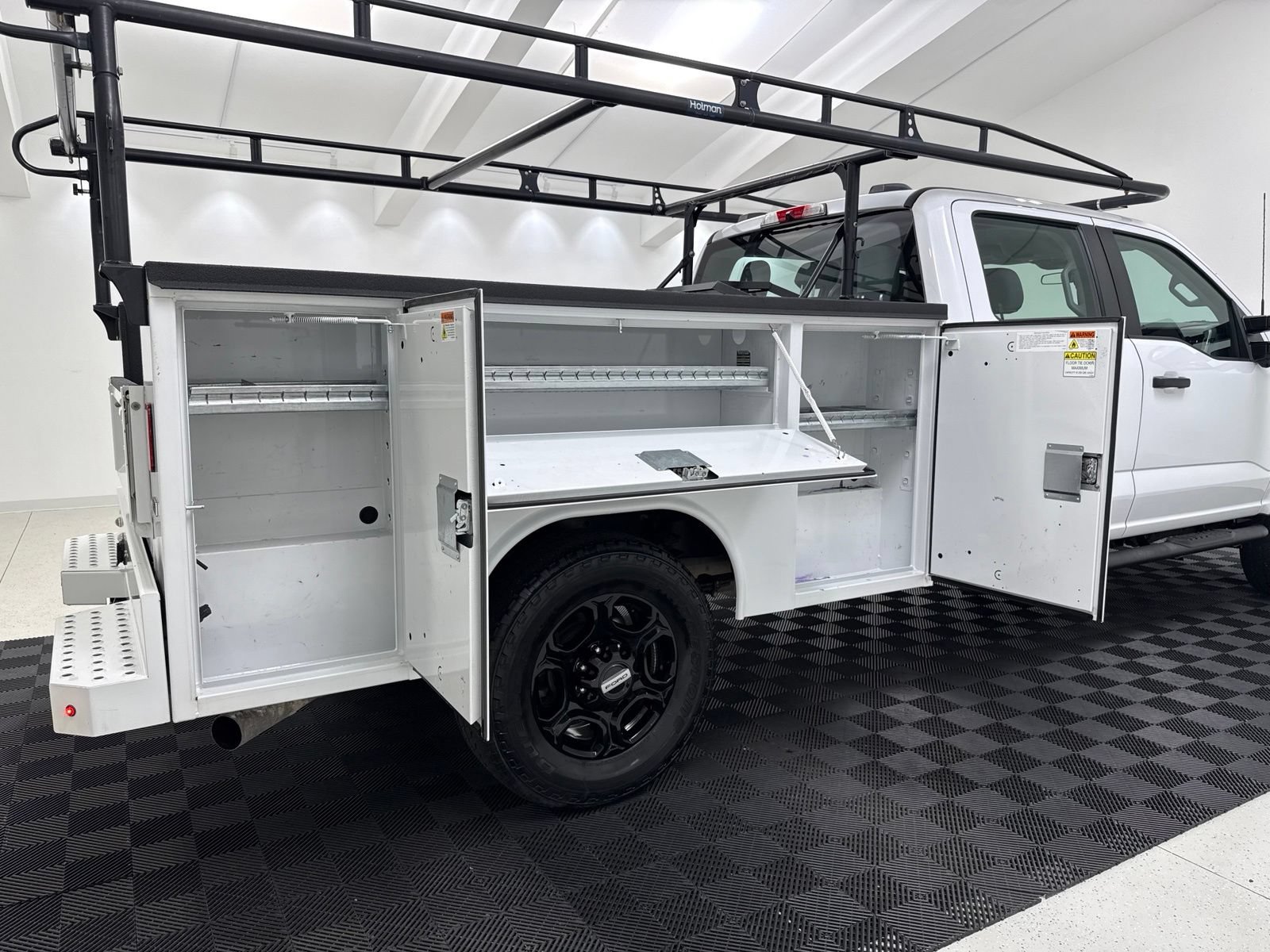 Used 2023 Ford F250 XL w/ STX Appearance Package AWD/4WD image 13