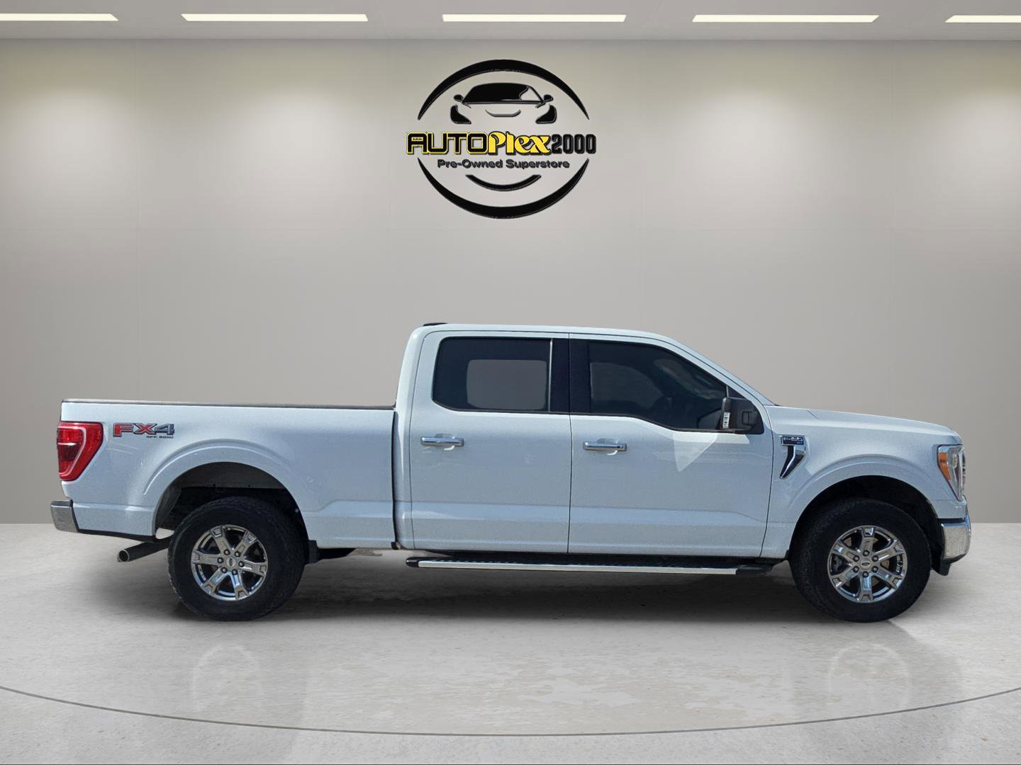 Used 2022 Ford F150 XLT w/ Equipment Group 302A High AWD/4WD image 8