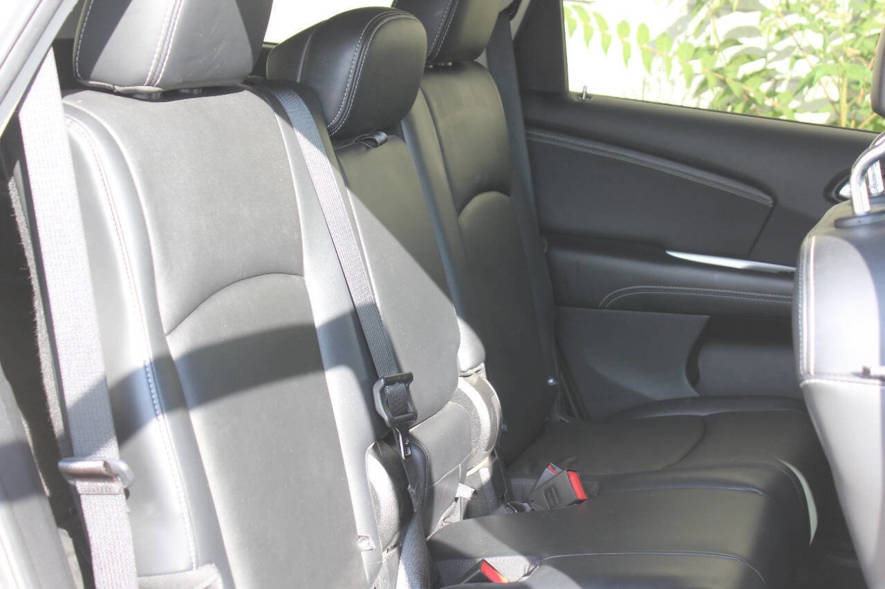 Used 2013 Dodge Journey Crew w/ Navigation & Sound Group I image 17