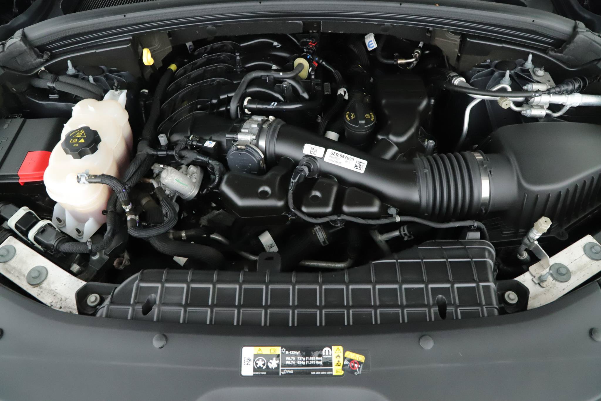 Used 2023 Jeep Grand Cherokee Altitude AWD/4WD image 17