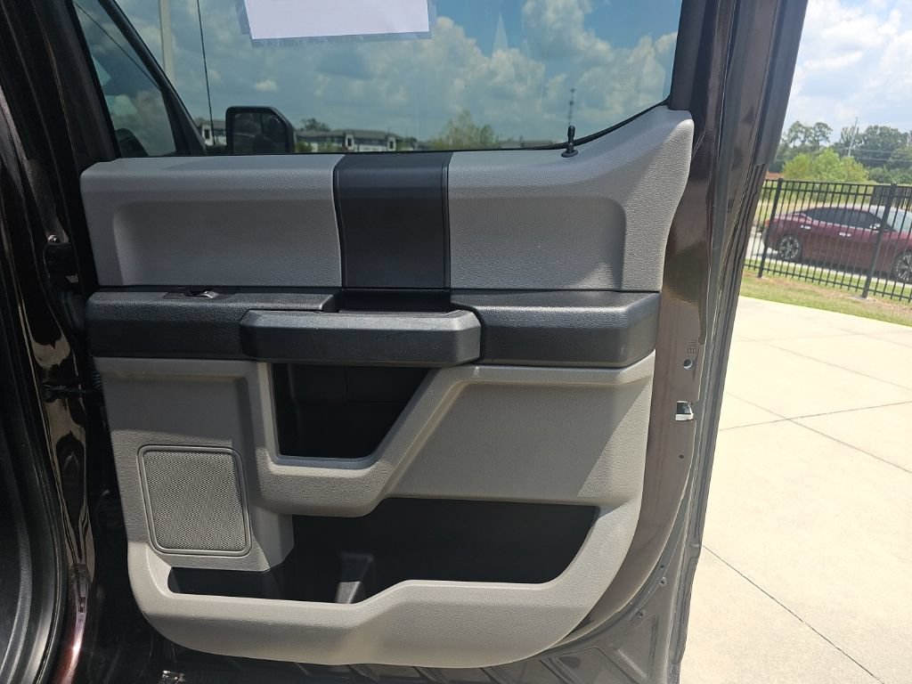 Used 2018 Ford F150 XL w/ Equipment Group 101A Mid AWD/4WD image 18
