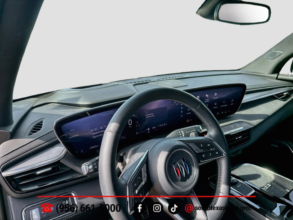 Used 2025 Buick Enclave Sport Touring w/ Power Package FWD image 13