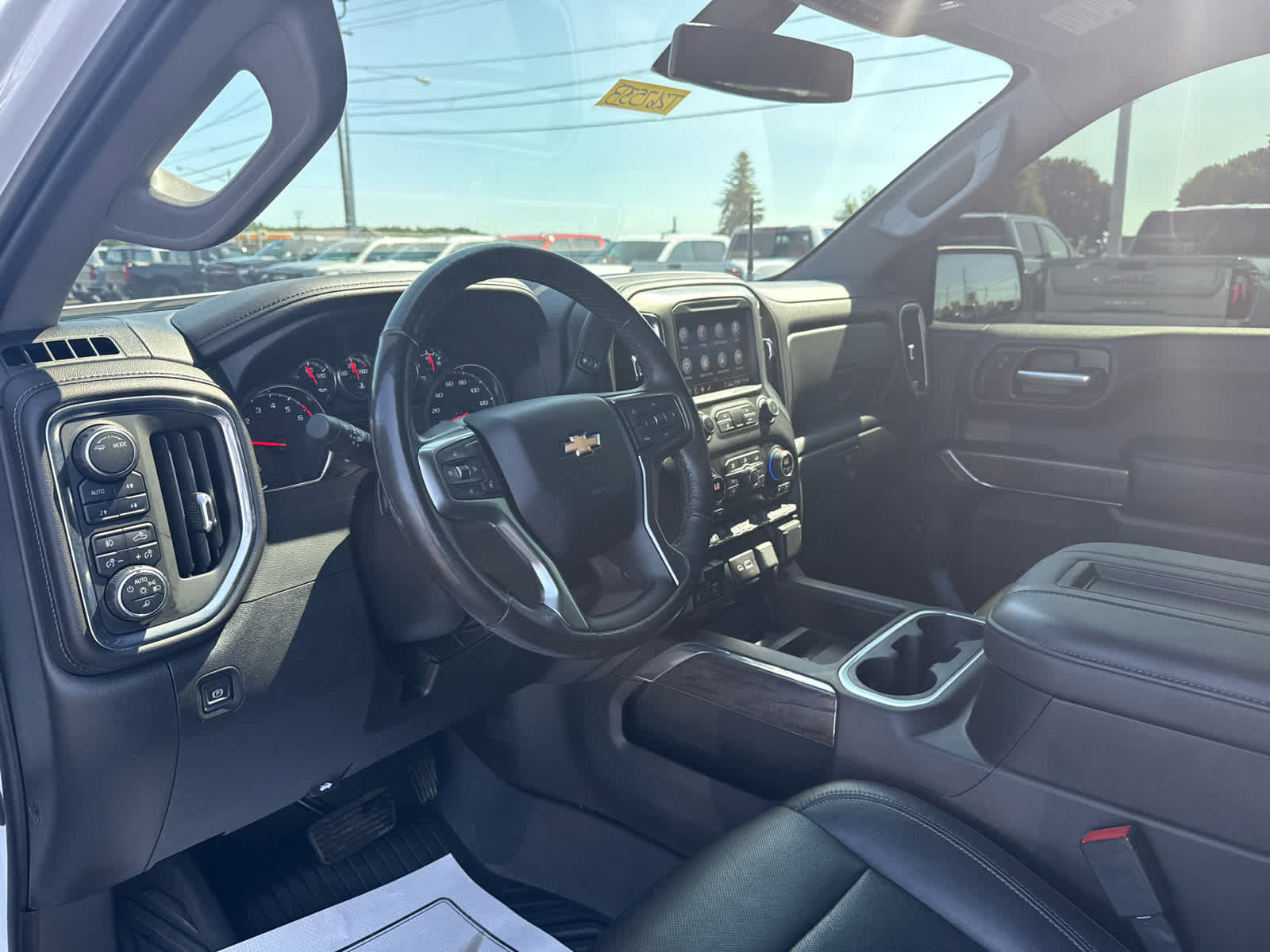 Certified 2020 Chevrolet Silverado 1500 LTZ AWD/4WD image 11
