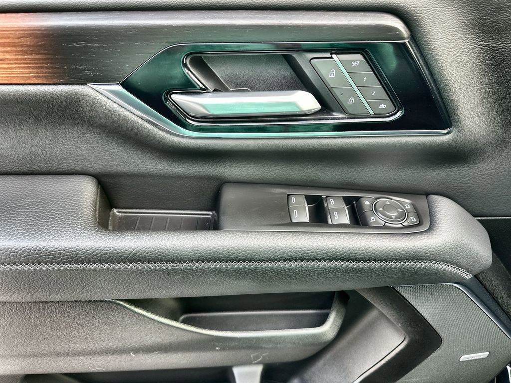 Certified 2025 GMC Yukon Denali image 23