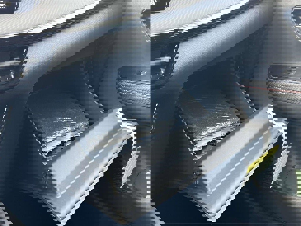 New 2026 Nissan Kicks SR w/ Cold Weather Package image 10