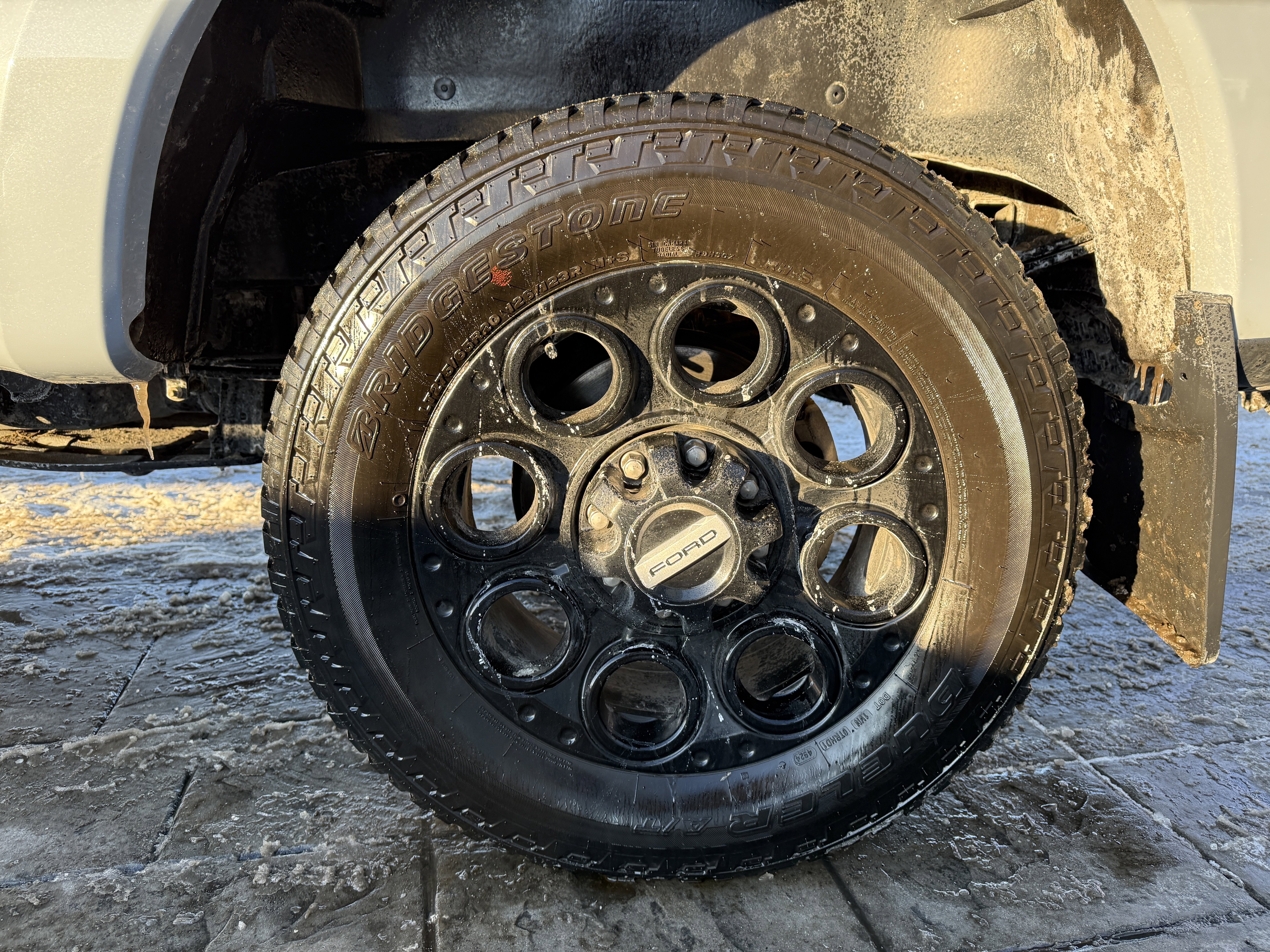 Used 2025 Ford F250 Lariat w/ Lariat Ultimate Package image 29