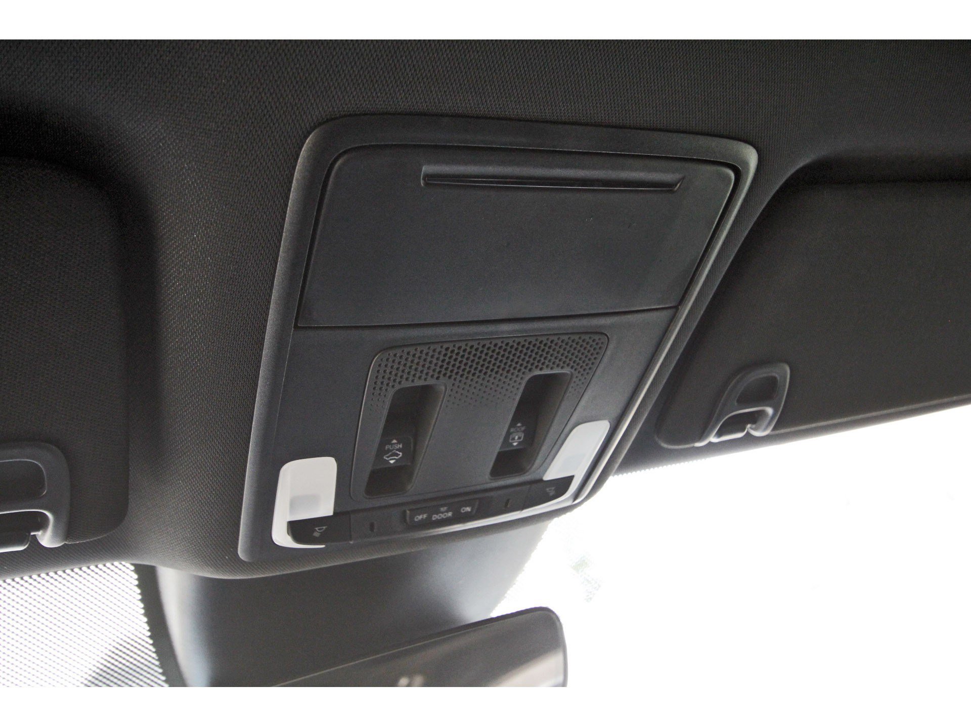 Used 2025 Honda Pilot TrailSport image 22