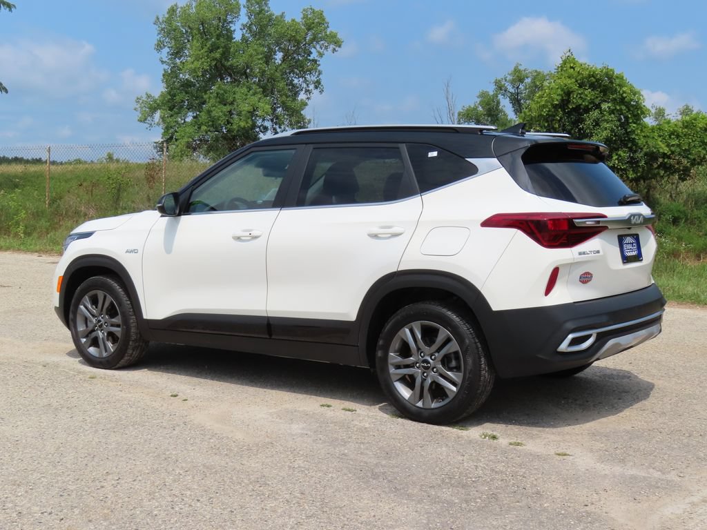 Certified 2023 Kia Seltos S w/ Navigation Package AWD/4WD image 30