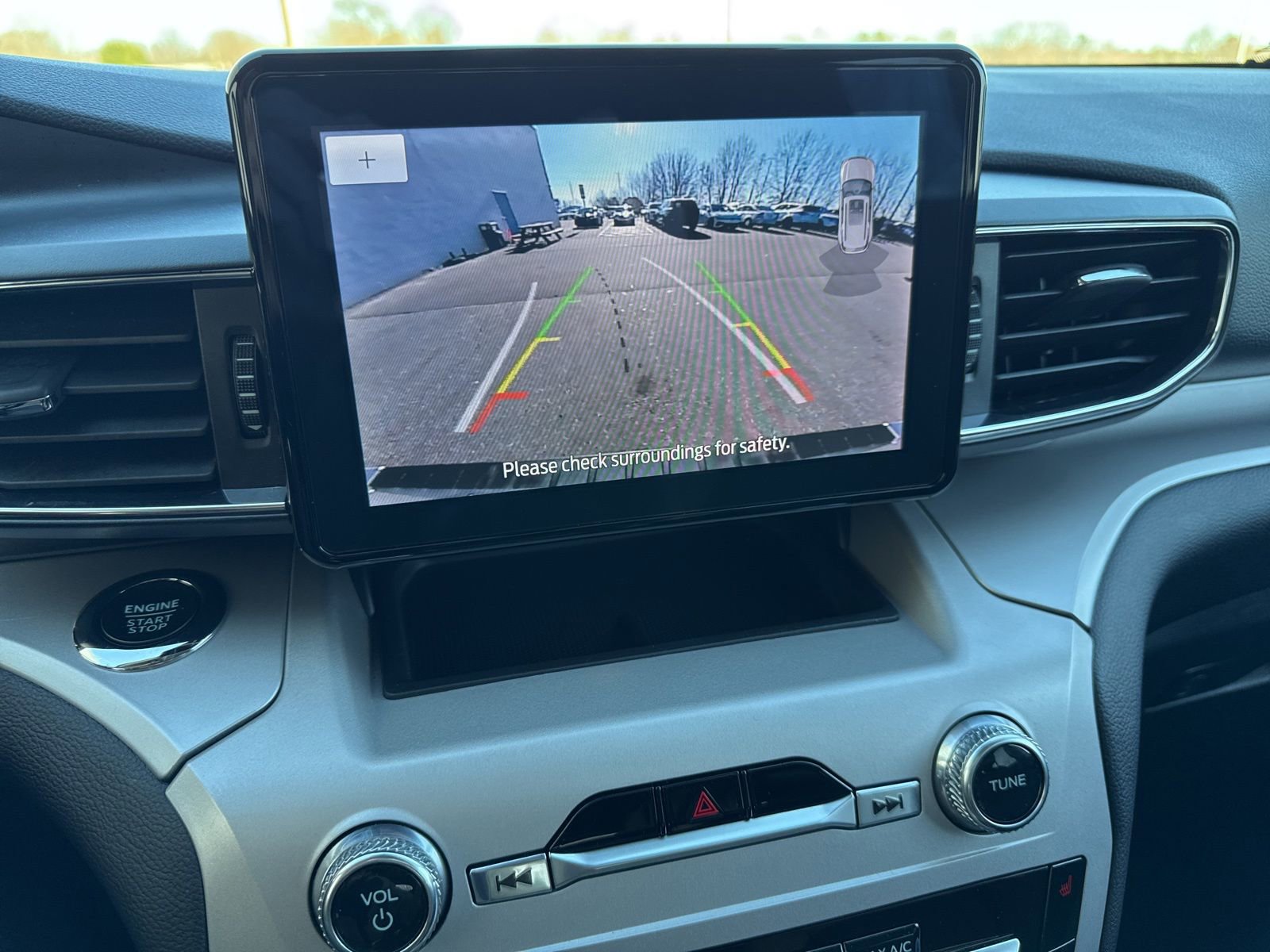 Used 2023 Ford Explorer XLT w/ Equipment Group 202A image 24