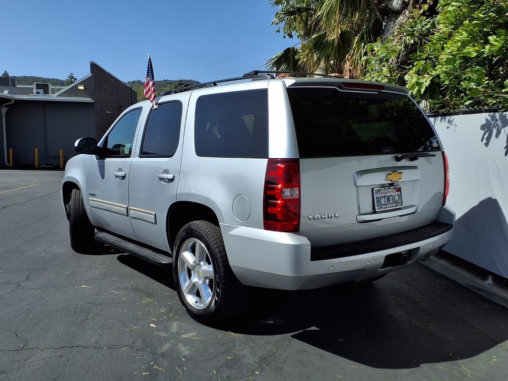 Used 2013 Chevrolet Tahoe LS w/ Convenience Package RWD image 5