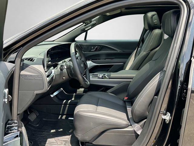 Used 2025 Cadillac Lyriq Sport image 10