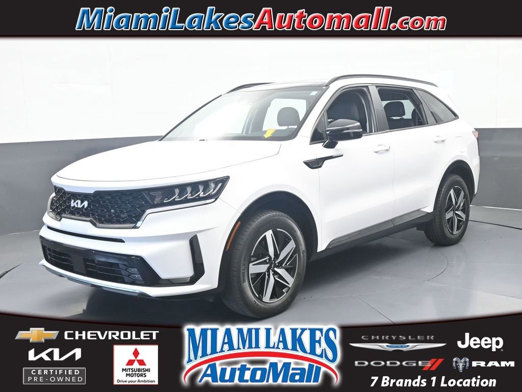 Used 2022 Kia Sorento EX w/ Panoramic Sunroof Package FWD image 1