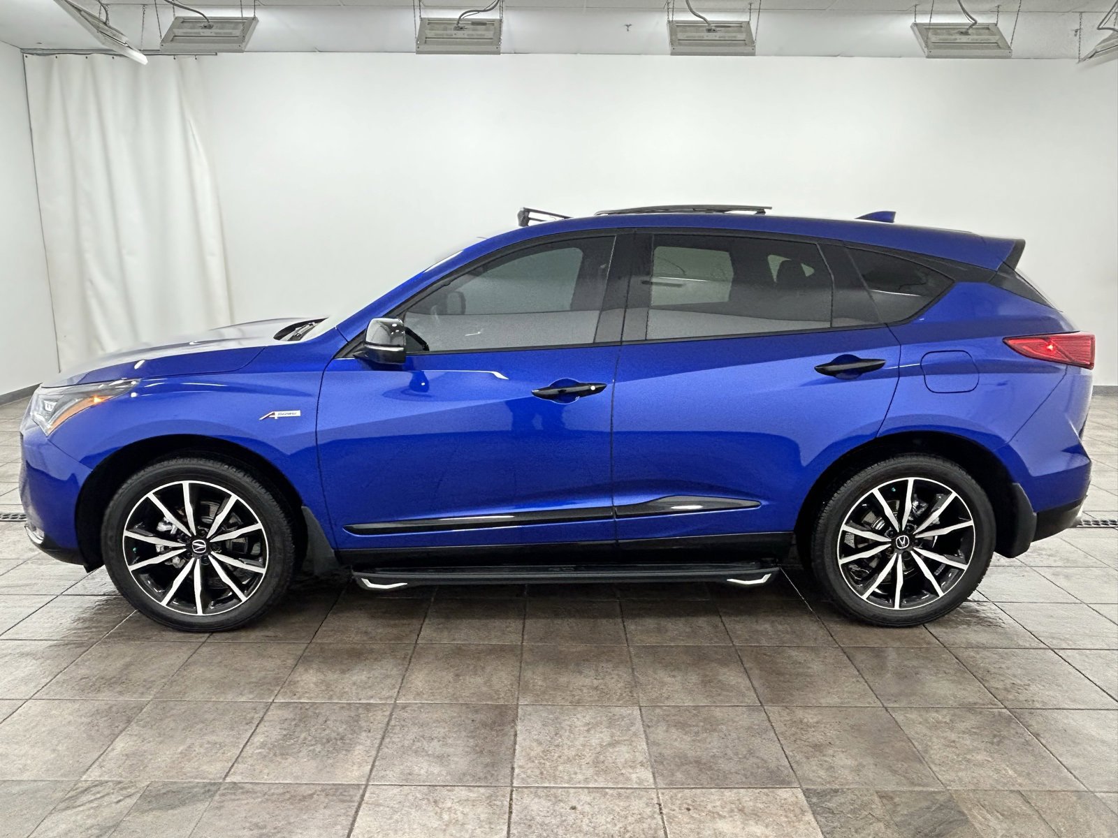 Used 2025 Acura RDX AWD w/ A-Spec & Advance Pkg image 3