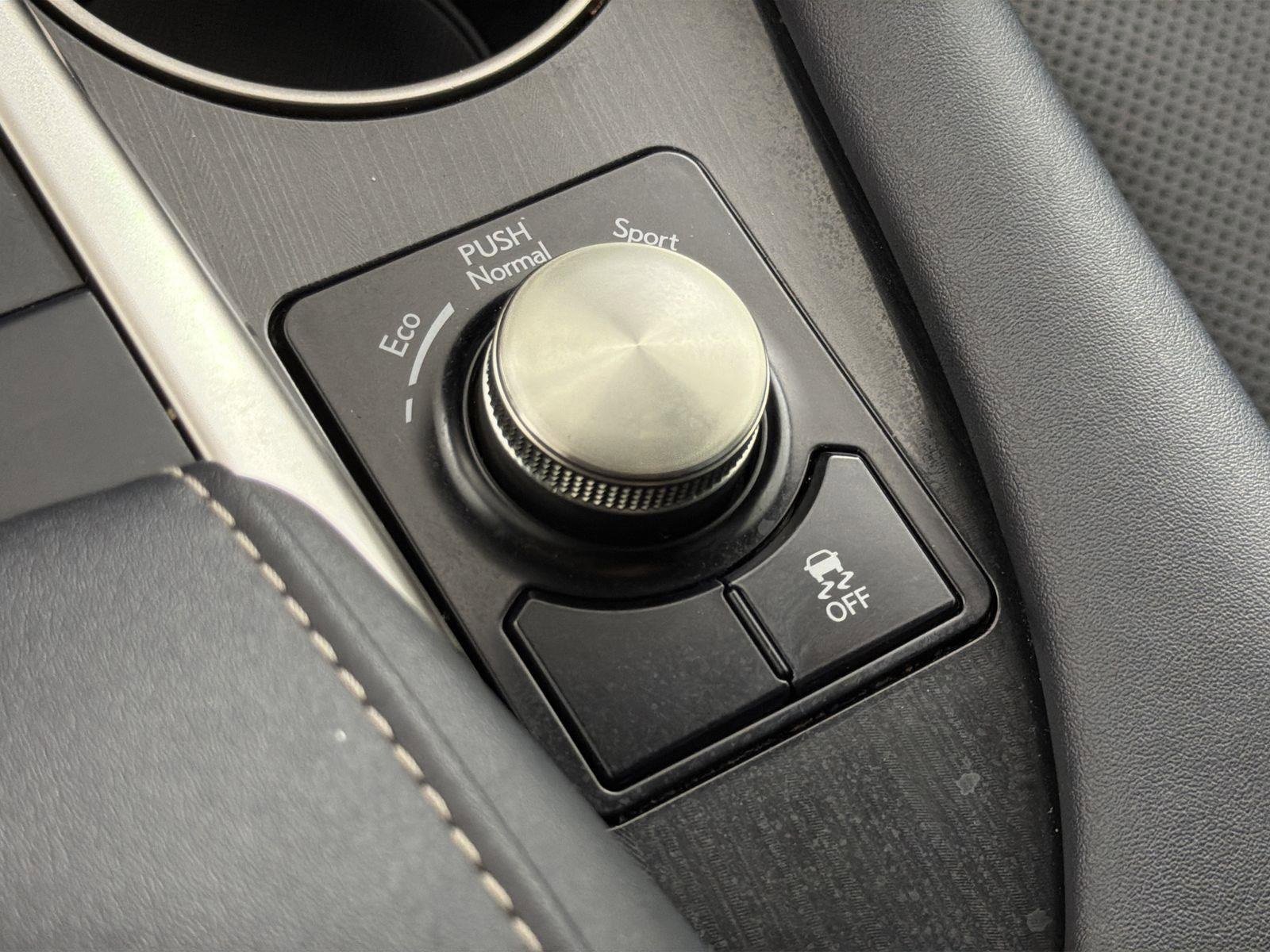 Used 2021 Lexus RX 350 FWD w/ Accessory Package image 18