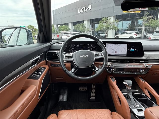Used 2025 Kia Telluride SX X-Line AWD/4WD image 3