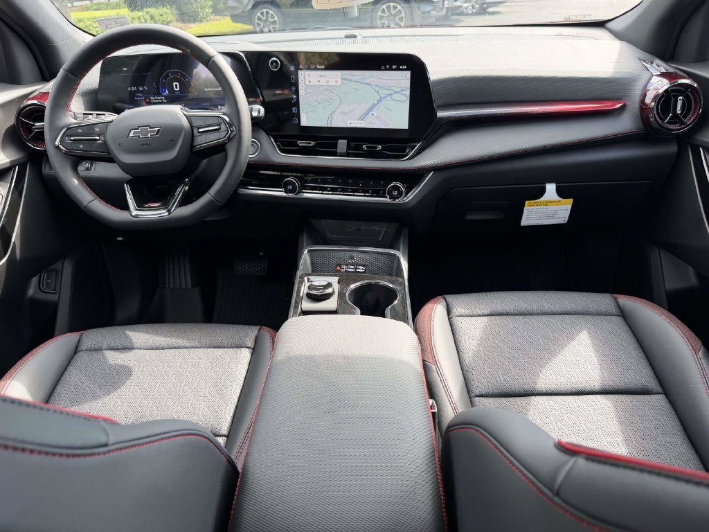 New 2027 Chevrolet Equinox RS w/ Safety and Technology Package FWD image 3