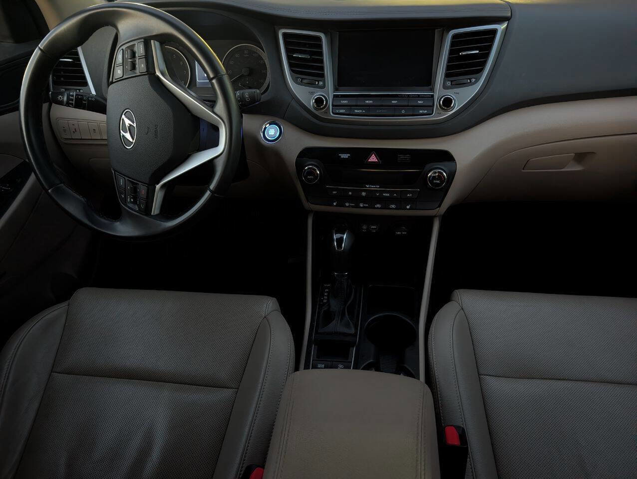 Used 2018 Hyundai Tucson SEL Plus w/ Cargo Package image 11