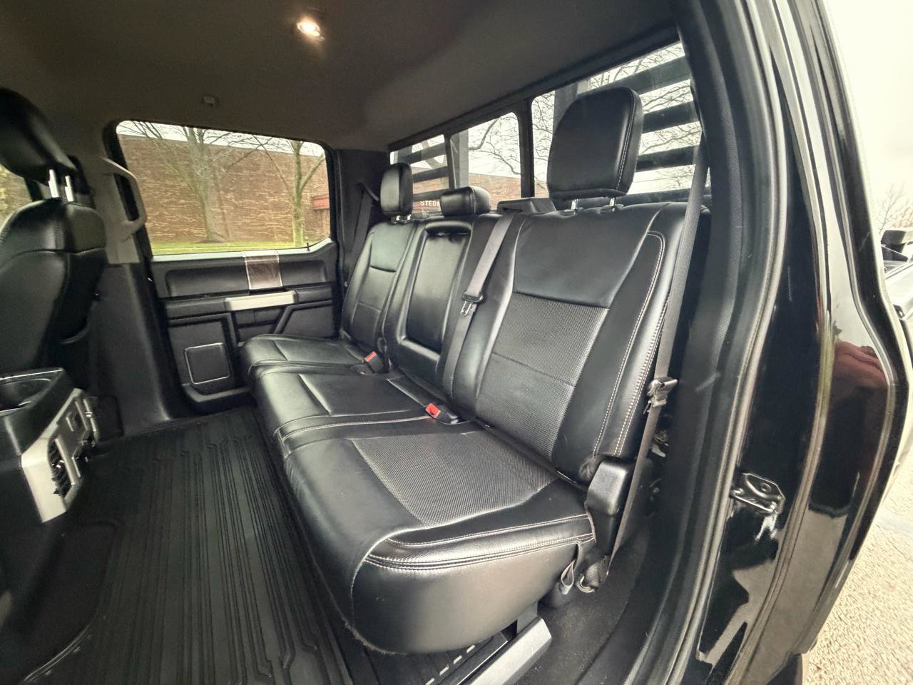 Used 2019 Ford F350 Lariat image 34