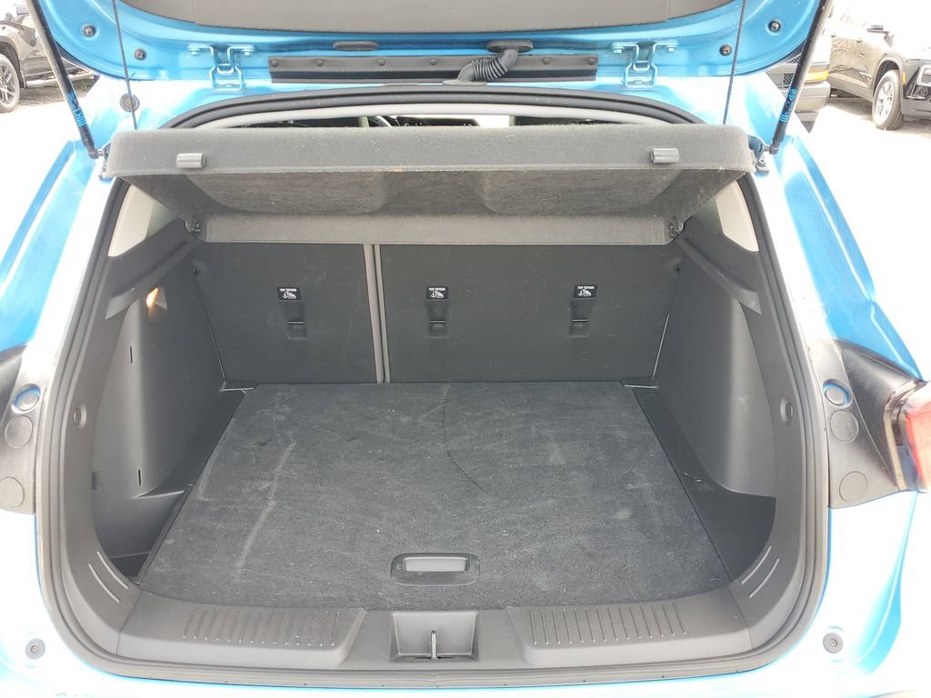 Used 2025 Chevrolet Trax ACTIV w/ Sunroof Package FWD image 8