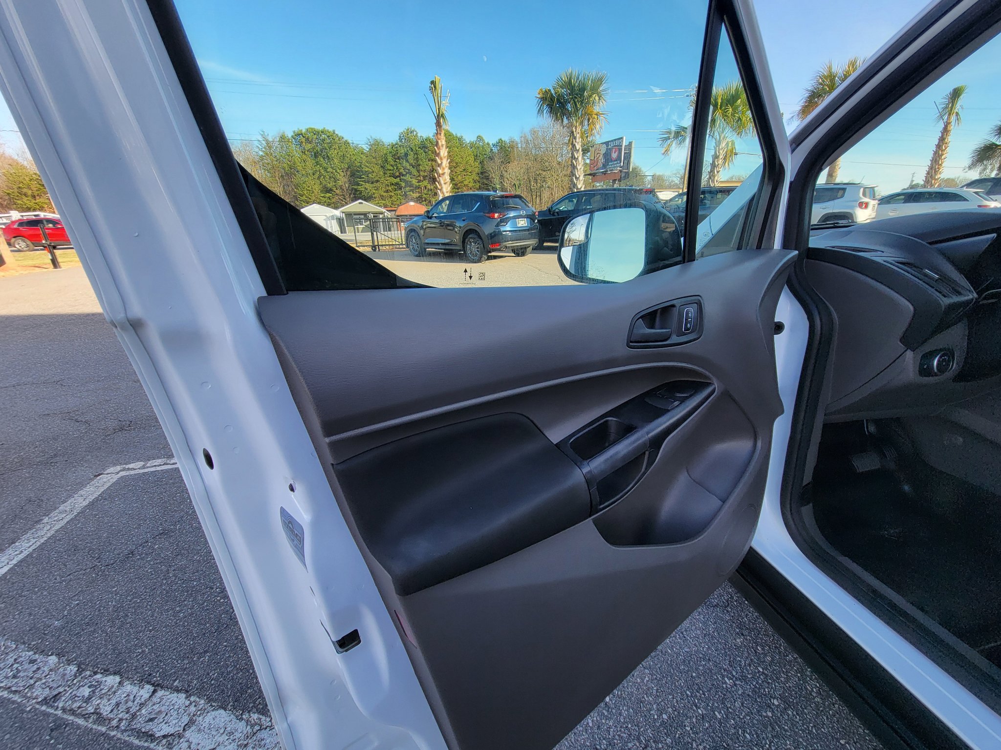 Used 2021 Ford Transit Connect XL image 18