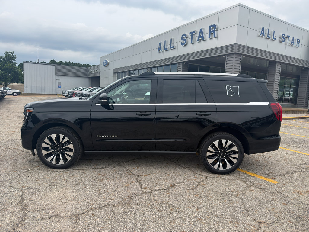 New 2026 Ford Expedition Platinum w/ Driver's Package AWD/4WD image 8