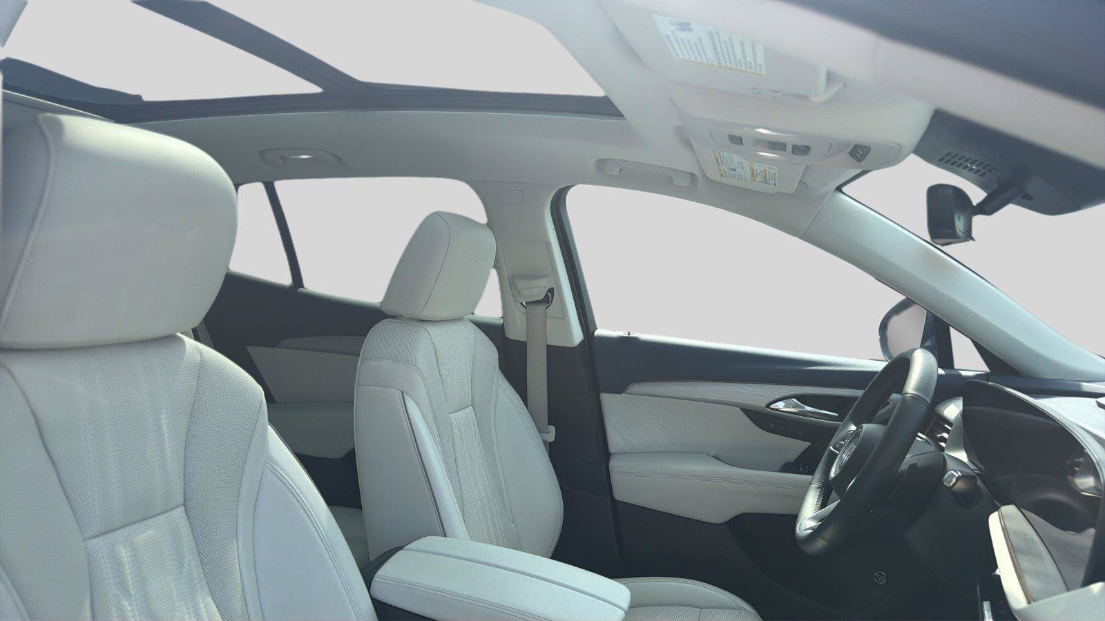 Used 2024 Buick Envision Avenir AWD/4WD image 25