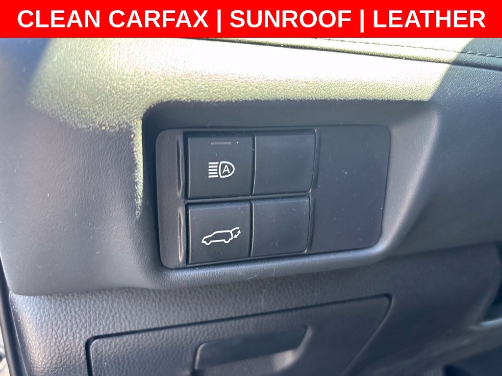 Used 2022 Toyota Highlander XLE FWD image 23