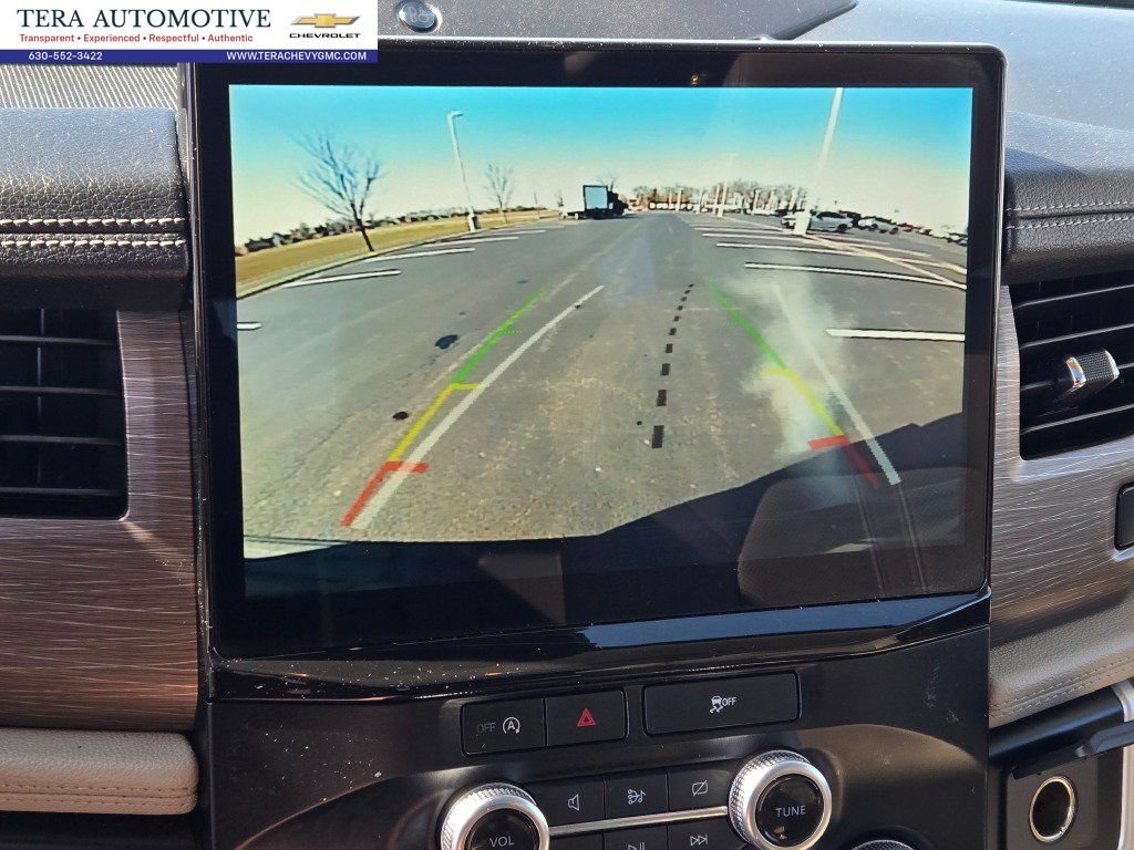 Used 2024 Ford Expedition Limited AWD/4WD image 29