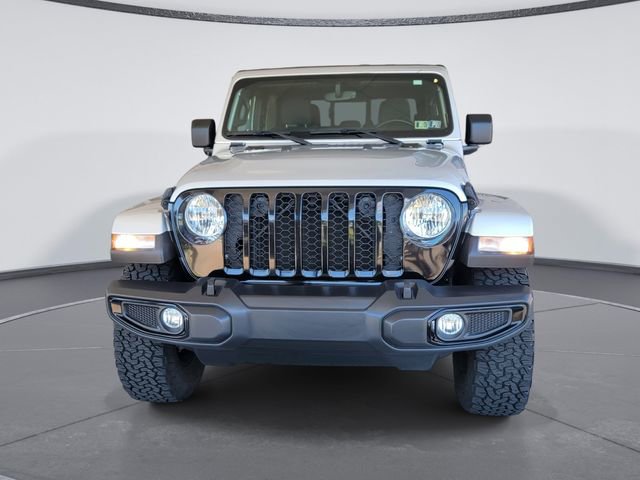 Used 2022 Jeep Gladiator Sport AWD/4WD image 3