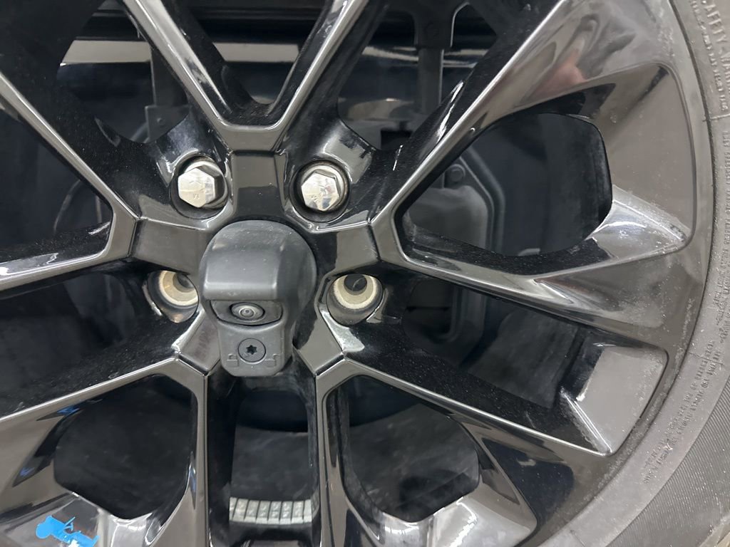 Used 2023 Jeep Wrangler Unlimited Sahara w/ Cold Weather Group image 16