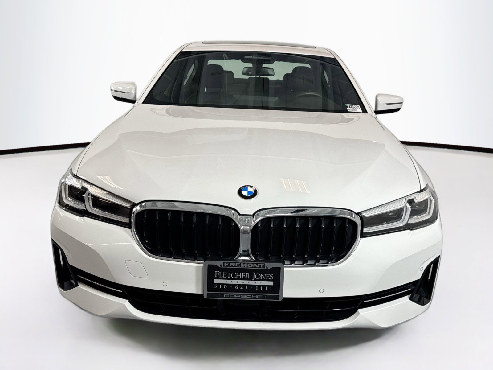 Used 2023 BMW 540i w/ Premium Package image 6