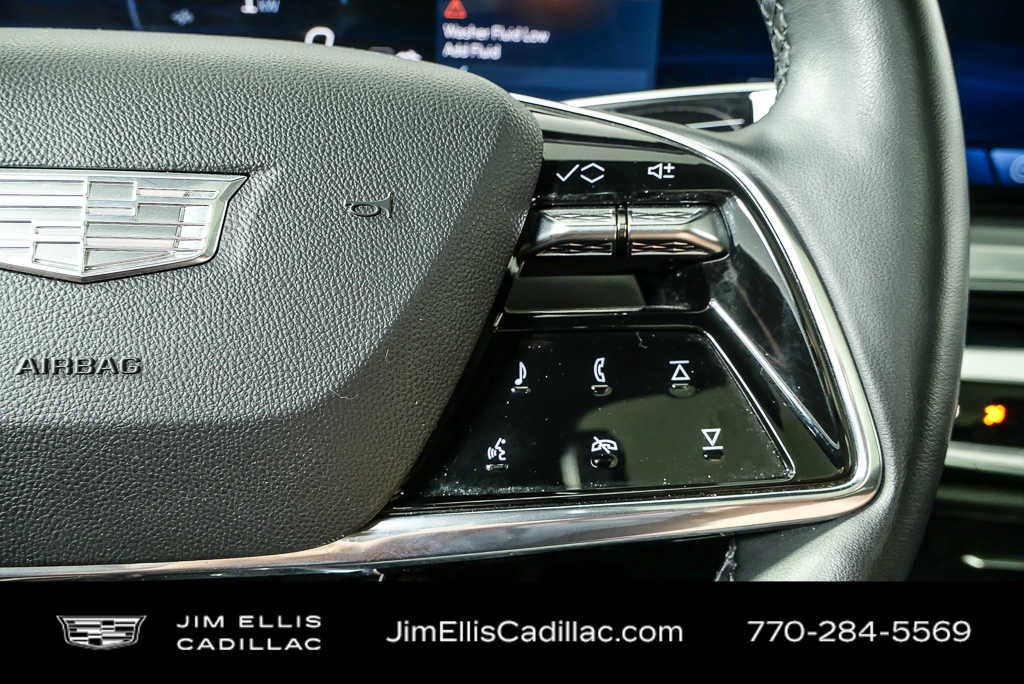 Used 2024 Cadillac Lyriq Sport AWD/4WD image 11