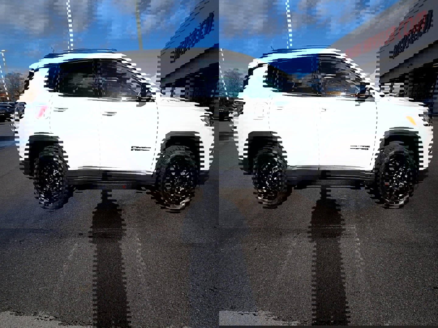 New 2026 Jeep Compass Latitude image 4